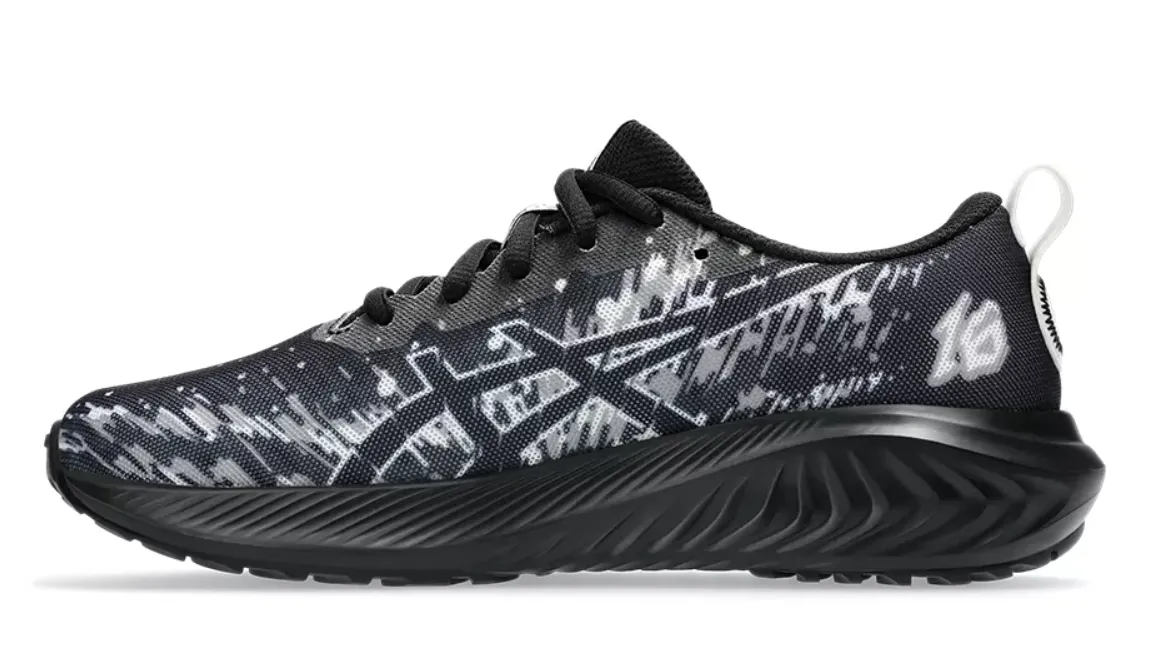 GEL-Noosa TRI 16 GS (Black/White)
